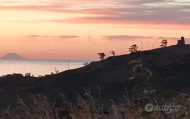 Terreno affascinante e suggestivo con vista Eolie