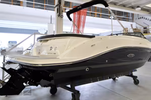 Sea Ray 230 Sun Sport (2026)