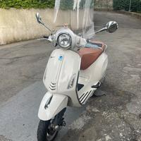 Vespa primavera avorio 150 2016