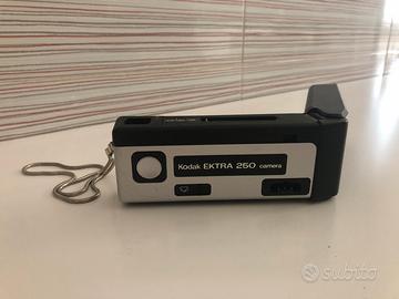 Macchina fotografica KODAK EXTRA 250 CAMERA