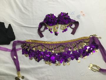 Completo e gonnellini/cinture danza del ventre