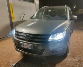 VOLKSWAGEN Tiguan 1ª serie - 2012