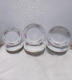 Set completo di Piatti Richard Ginori