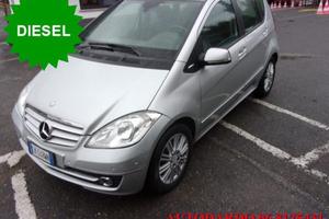 MERCEDES-BENZ A 180 CDI Elegance