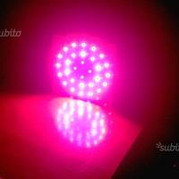 Lampada grow led coltivazione piante indoor