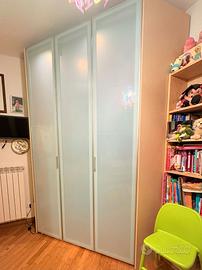 Cabina armadio angolare legno  e vetro