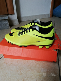 Scarpe da calcio outlet alte hypervenom