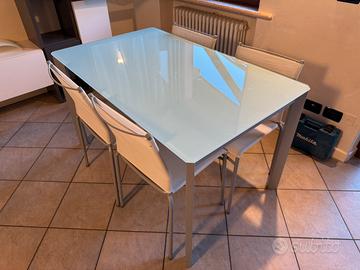 Tavolo da pranzo allungabile in vetro + seggiole