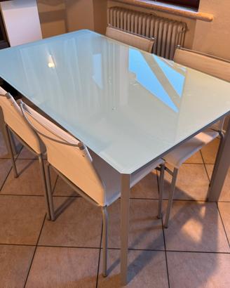 Tavolo da pranzo allungabile in vetro + seggiole