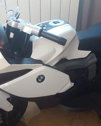 Moto elettrica BMW per bambini