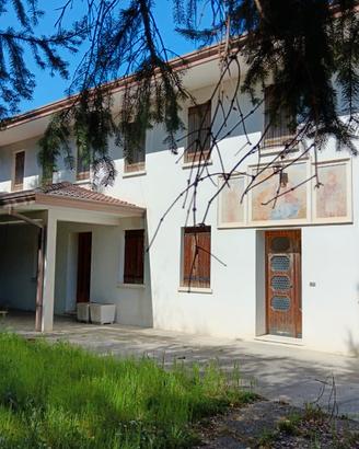 Spaziosa villa a Cordenons