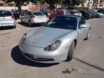 Porsche 911 (996) Carrera 4 cabrio 