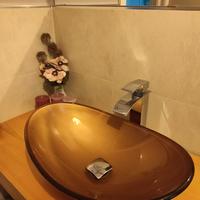 lavabo color bronzo in vetro 