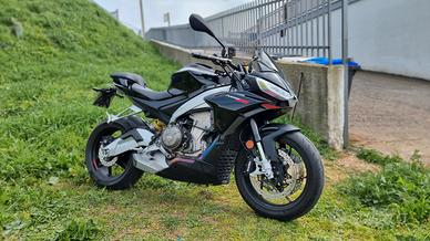 Aprilia tuono 660 factory 2023