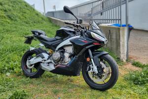 Aprilia tuono 660 factory 2023