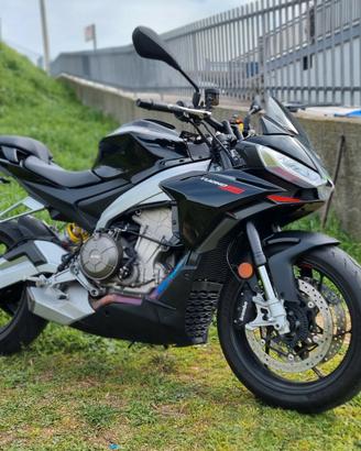 Aprilia tuono 660 factory 2023