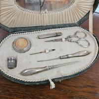 Antico set da cucito in argento 