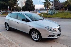 Lancia Delta 1.6 MJT DPF 2011!!