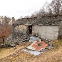 Baita + terreno in Alpe Ompio
