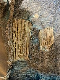 pantaloncini estivi con strappi