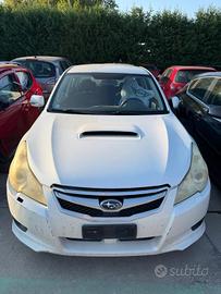 SUBARU LEGACY DEL 2011 PER RICAMBI