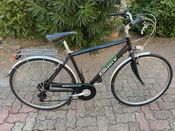 Bici da citta con portapacchi 700c