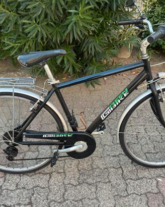 Bici da citta con portapacchi 700c