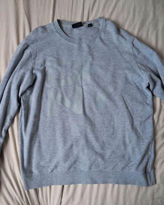 Maglietta DKNY da uomo.