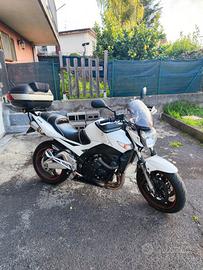 Suzuki Gsr600 K8