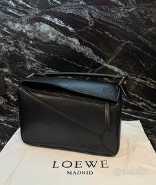 Borsa Loewe Puzzle Medium in Pelle Classica Nera