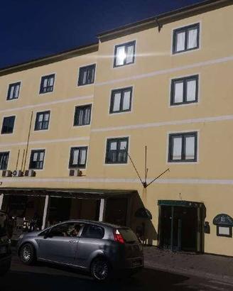 Immobile in asta di 3971 m² con più di 5 locali e 