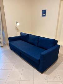 Divano - letto nuovo; comodo e regalato