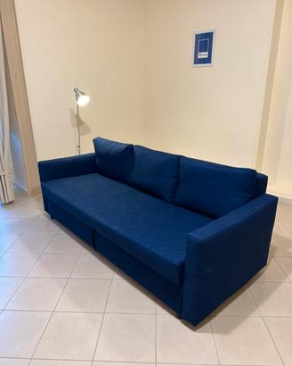 Divano - letto nuovo; comodo e regalato