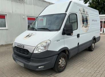 Iveco Daily 35S13V 2.3 HPT PL-TM Furgone