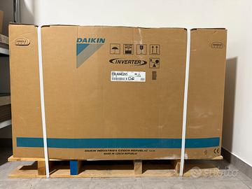 Pompa di calore Daikin Altherma 3M EBLA04E2V3