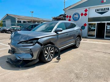 Byd Seal U DM-i 1.5 218 CV PHEV Boost ***INCIDENTA