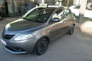LANCIA YPSILON 1.0 FireFly S&S Hybrid Ecochic Gold