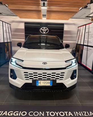 Rav 4 Icon "tech pack" PHEV-NG '25  CVT FWD 