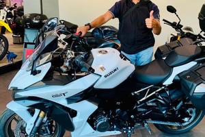 Suzuky gsxs1000gt