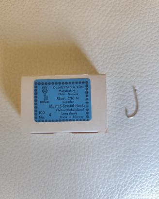 Amo Mustad 220n Special trota lago PZ 100