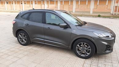 FORD Kuga 3ª serie - 2021