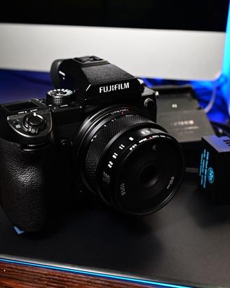 Fujifilm GFX50s + Lente AstrHori 55mm