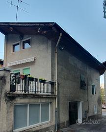 Casa Salorno, 2 piani, negozio, garage, terrazza