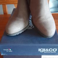 scarpa col tacco Igi&Co