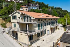 PALAZZO A GROTTAMMARE