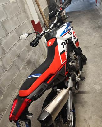 aprilia tuareg 660 dakar podium 