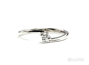 Anello solitario 5 punti