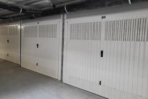 BOX 18 mq. VIA DE FINETTI. MILANO