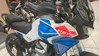 Moto Guzzi Stelvio 1000 TRIBUTE