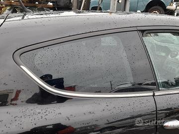 CRISTALLO FISSO PARAFANGO POST. DX. ALFA ROMEO MIT